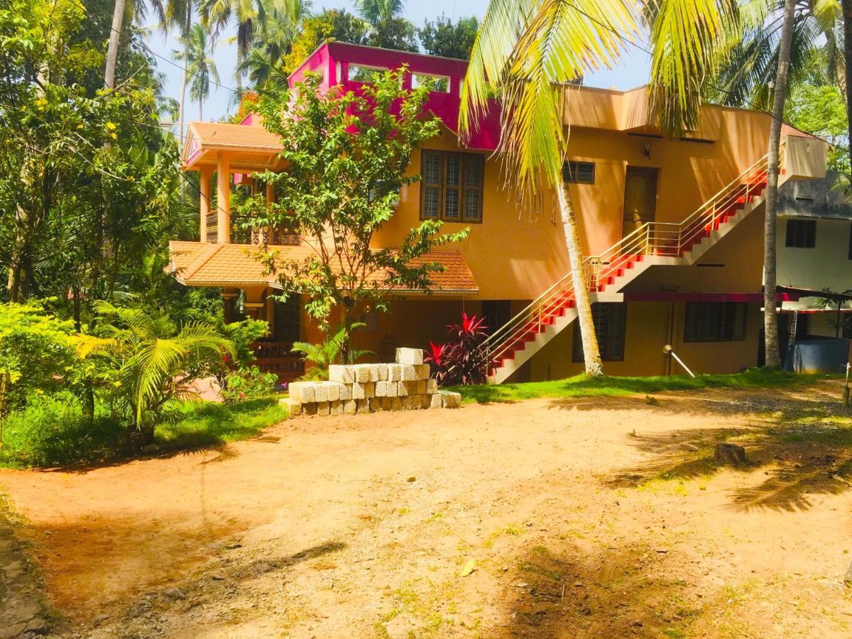 Ganesh House Ayurveda Homestay Kovalam Esterno foto